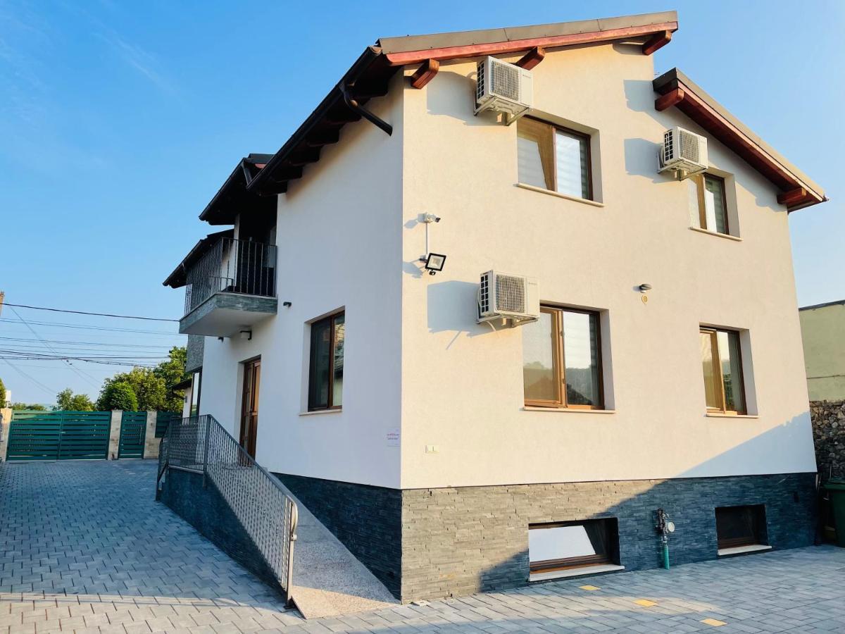 Casa Sorriso Hotell Turda Eksteriør bilde