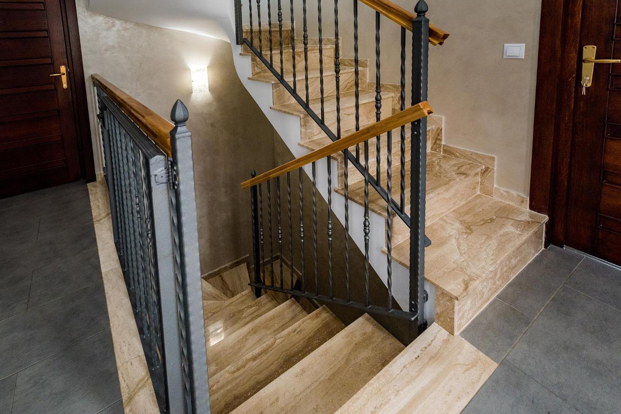 Casa Sorriso Hotell Turda Eksteriør bilde