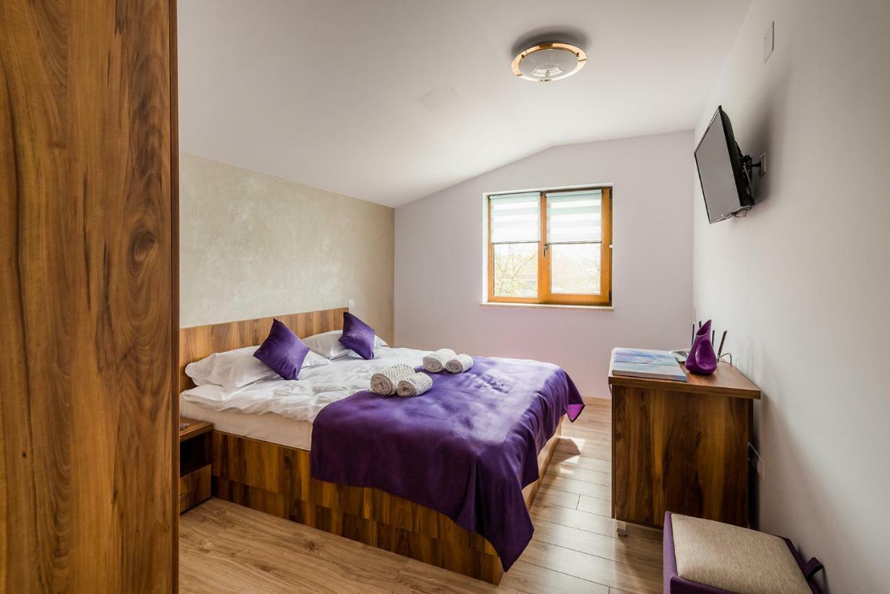 Casa Sorriso Hotell Turda Eksteriør bilde