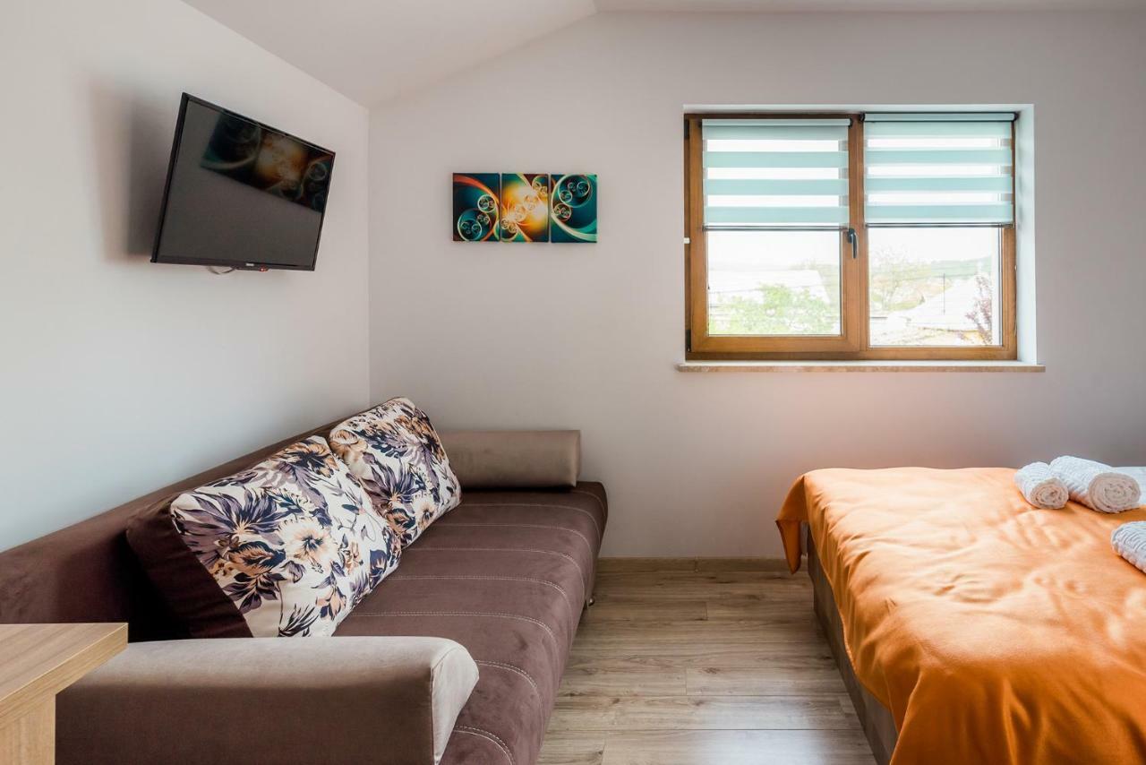 Casa Sorriso Hotell Turda Eksteriør bilde