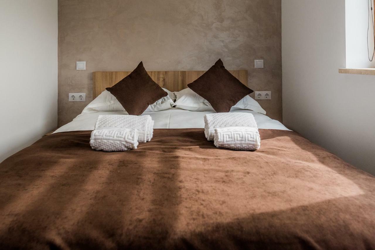 Casa Sorriso Hotell Turda Eksteriør bilde