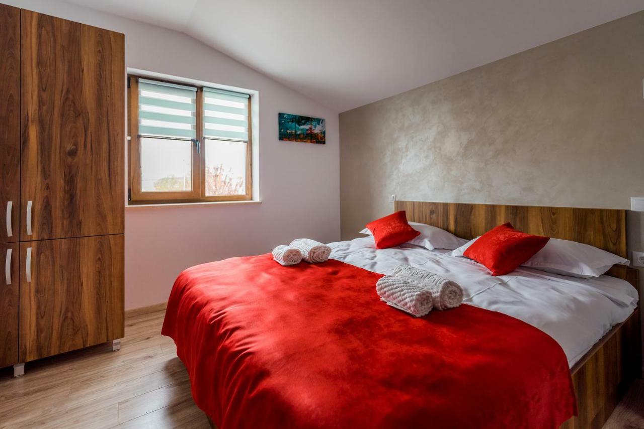 Casa Sorriso Hotell Turda Eksteriør bilde