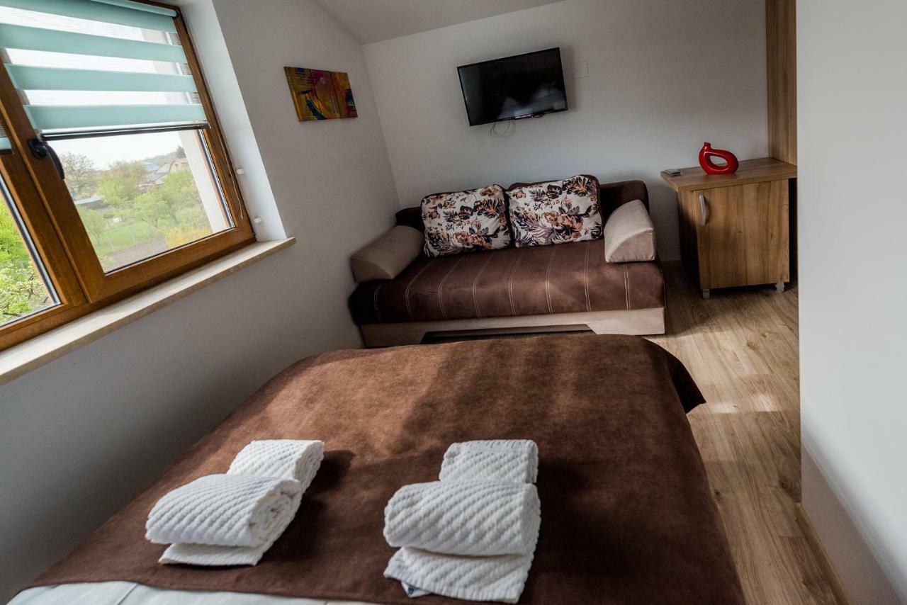 Casa Sorriso Hotell Turda Eksteriør bilde